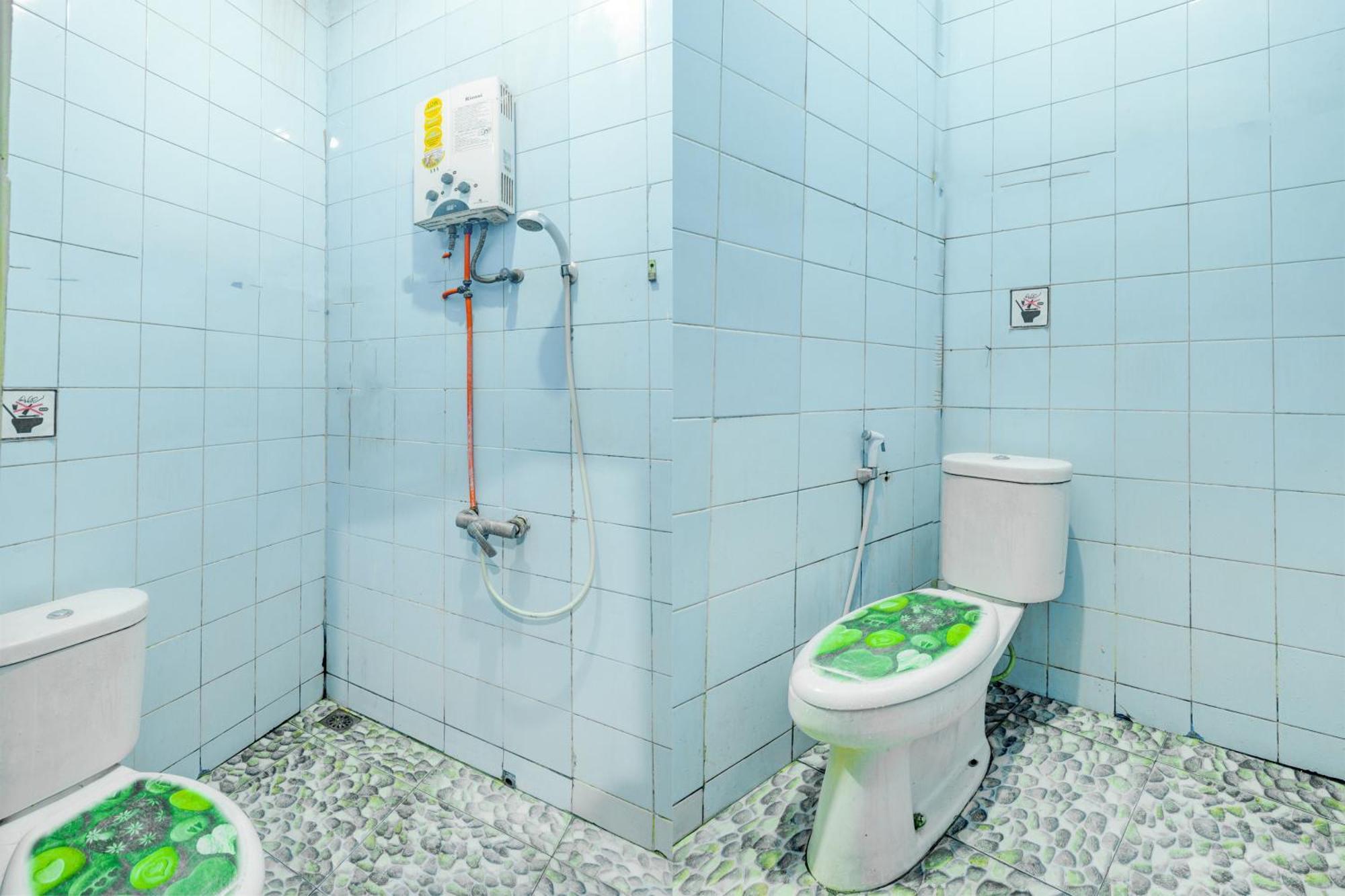 Oyo 93132 Modom Homestay Near Rs Islam Jakarta Pondok Kopi 外观 照片